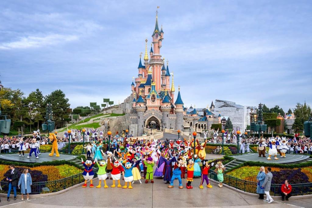 Disney 'Xperience - Parc 10 Min - 3Pers Esbly Zewnętrze zdjęcie